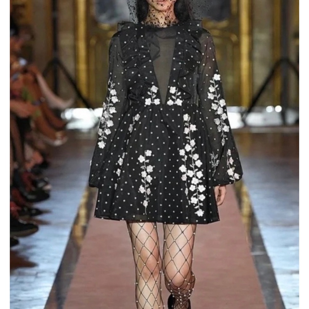 Giambattista Valli x H&M Black 3D Floral‎ Semi Sheer Dress Size 2